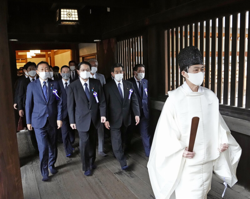 予約中！】 靖國神社略年表 新訂増補(令和4年版) 人文/社会 