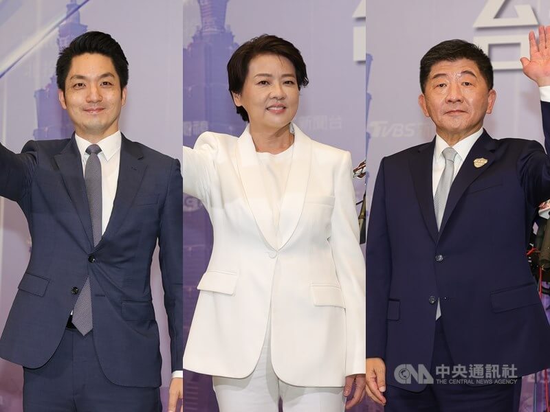 2022台北市長選舉電視辯論會5日在台北國際會議中心登場，國民黨參選人蔣萬安（左）、無黨籍參選人黃珊珊（中）、民進黨參選人陳時中抵達會場，並接受媒體訪問。中央社記者謝佳璋攝 111年11月5日