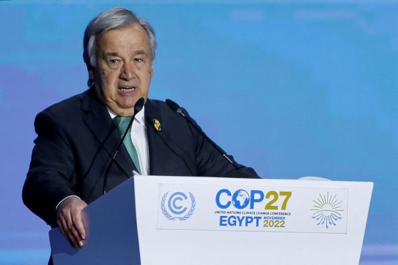 聯合國秘書長古特瑞斯7日在聯合國氣候變化綱要公約第27次締約方會議（COP27）致詞。（路透社）