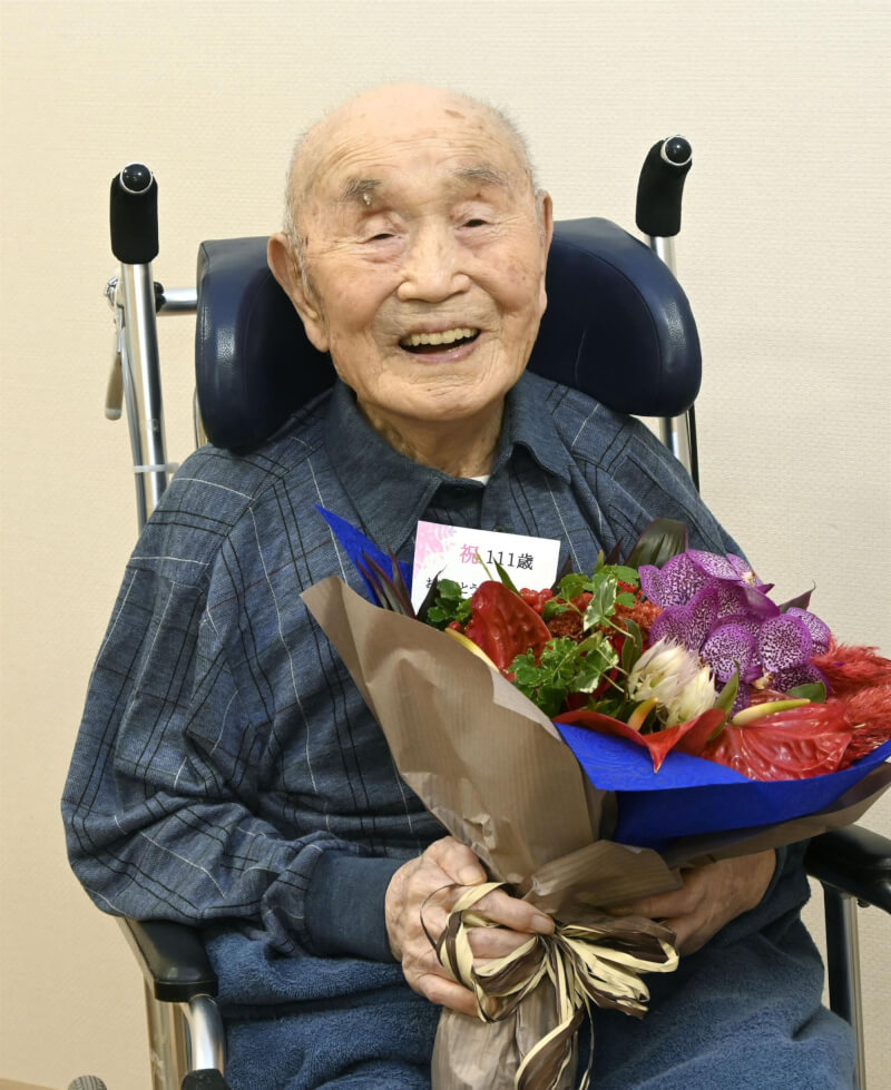 定居廣島縣神石高原町的日本最高齡男性中村茂15日凌晨過世，享嵩壽111歲。（共同社）