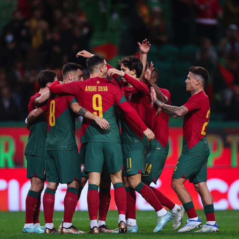 葡萄牙足球代表隊（圖）17日在卡達世足友誼賽中以4比0輕取奈及利亞。（圖取自instagram.com/brunofernandes8）