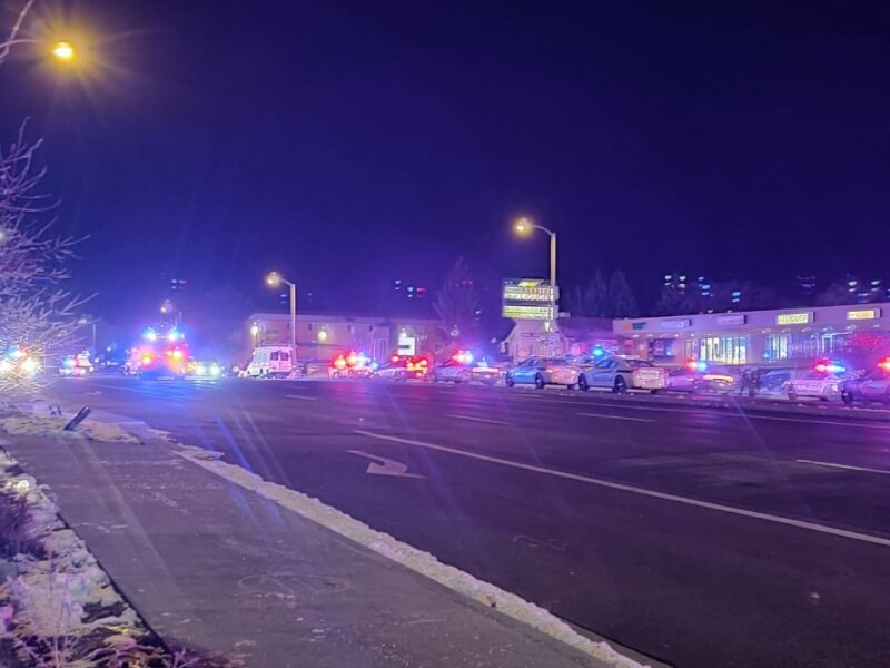 美國科羅拉多州夜店Club Q 19日晚間發生槍擊案造成5人死亡。（路透社）