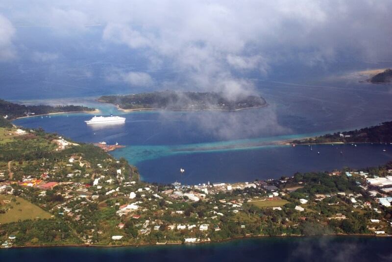 紐西蘭23日表示，將再投資約新台幣1.9億元助大洋洲國家萬那杜共和國興建碼頭。圖為萬那杜首都維拉港一景。（圖取自維基共享資源；作者Phillip Capper，CC BY 2.0）