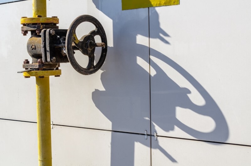 歐盟各國能源部長同意明年2月中旬開始將歐盟的天然氣價格上限定於每兆瓦時（MWh）180歐元。（示意圖／圖取自Pixabay圖庫）