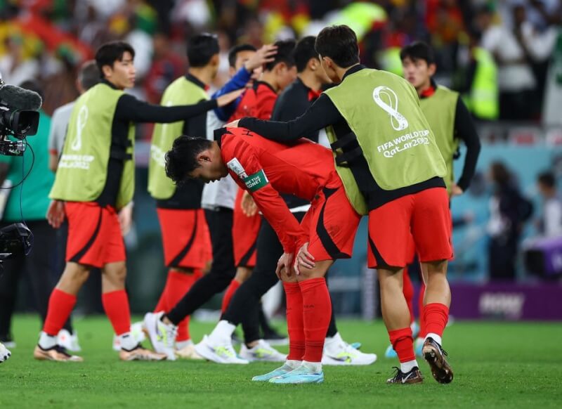 韓國隊2日晚間對上葡萄牙隊，不僅要力求在本屆世界盃的勝場開胡，也為了16強門票而戰。（路透社）