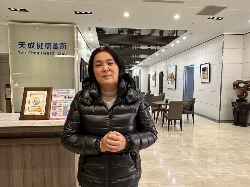 小三通和金門高粱酒銷中國大陸,都是攸關金門長遠發展的大事;國民黨立委陳玉珍(圖)12日飛往廈門,與相關單位溝通解套。(陳玉珍提供)中央社記者黃慧敏傳真 111年12月12日