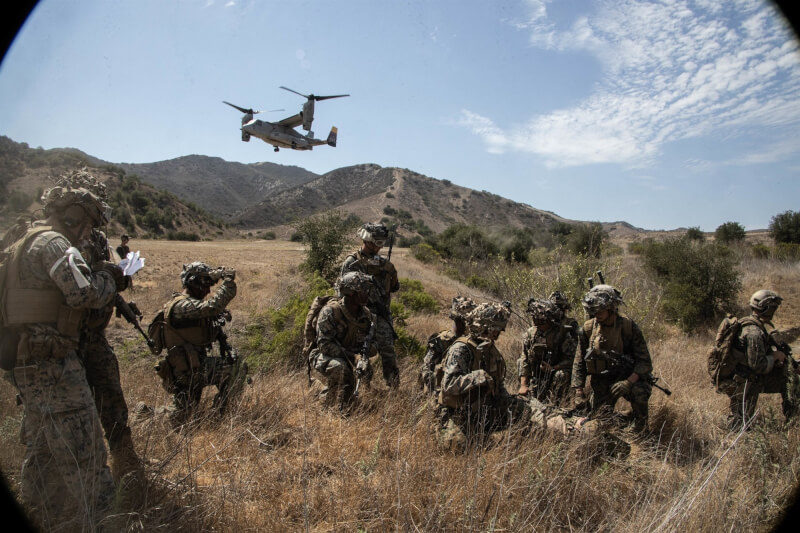 圖為美國海軍陸戰隊進行潛在搜救訓練。（圖取自facebook.com/marines）