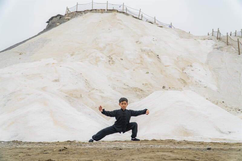 5歲開始習武的吳宗修，繼7歲時以最小年紀最多武術金牌（158面）獲金氏世界紀錄後，剛滿11歲的他再以315面金牌獲金氏紀錄認證。（圖取自吳宗修臉書facebook.com）