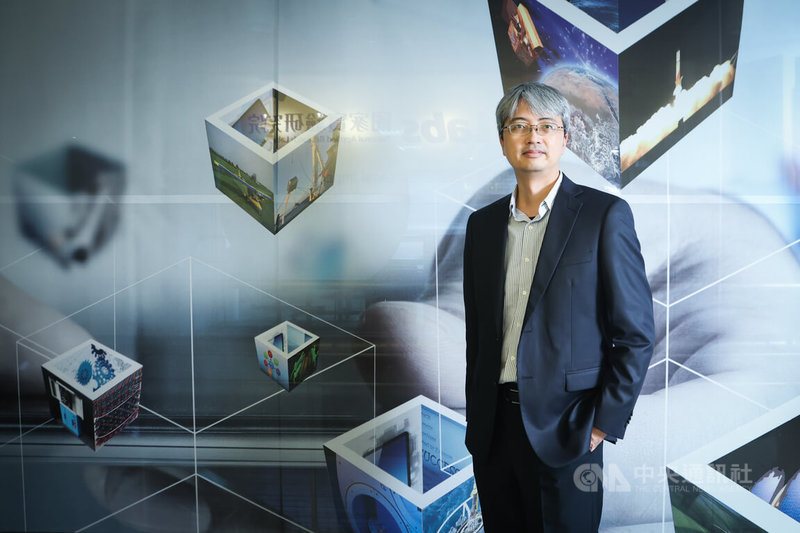 國家實驗研究院台灣半導體研究中心主任侯拓宏說,台灣半導體產業居先行者優勢,是因為人才面很完整,預見未來也會有非常高品質工程師在台生根,「這不是任何政府花上幾千億就可以複製」。中央社記者王騰毅攝 112年1月2日