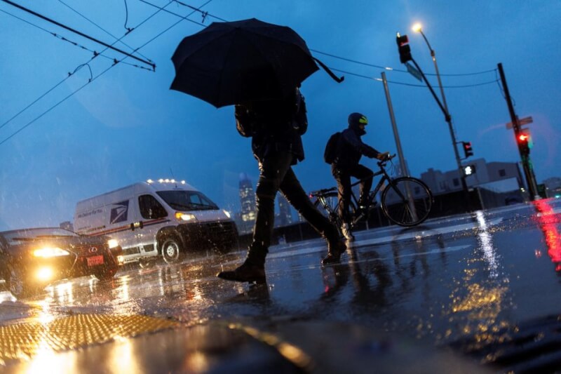 4日暴雨襲擊美國加利福尼亞州舊金山市。（路透社）