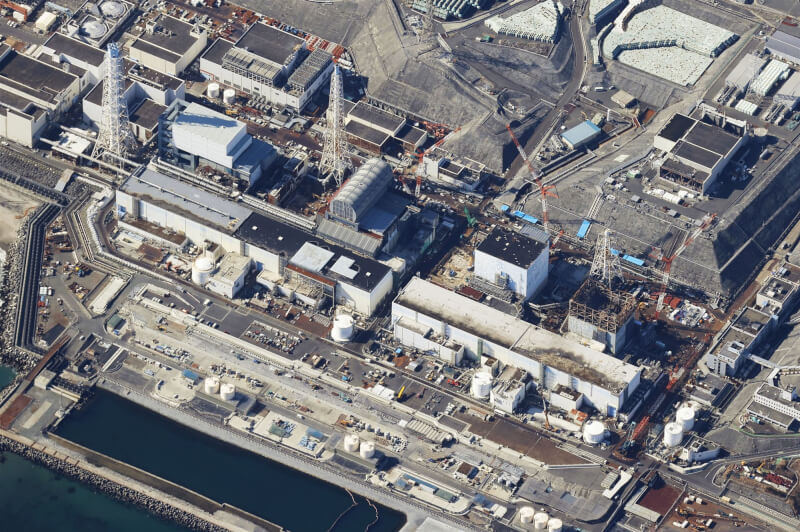 太平洋島國論壇18日表示，由於擔心漁場遭到污染，太平洋島國敦促日本延後將福島核電廠的廢水排進海中。圖為福島第一核電廠。（共同社）