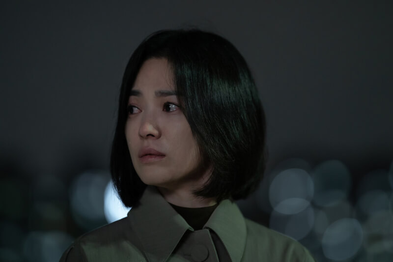 由韓星宋慧喬（圖）主演的韓劇「黑暗榮耀」，短短8集、快狠準的劇情節奏，讓粉絲欲罷不能，Netflix正式宣布第2季將於3月10日上線。（Netflix提供）中央社記者葉冠吟傳真 112年1月18日