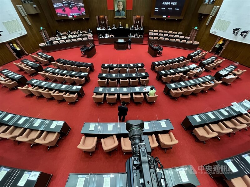 19日是立法院會期最後一天，各界關注能否順利通過民國112年度中央政府總預算案。圖為立法院議場。（中央社檔案照片）