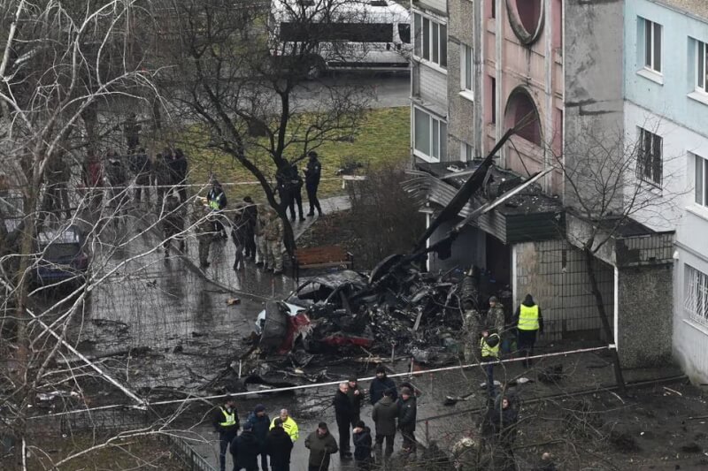 烏克蘭內政部長莫納斯提爾斯基搭乘的直升機18日墜毀，導致他在內共18人死亡。（路透社）