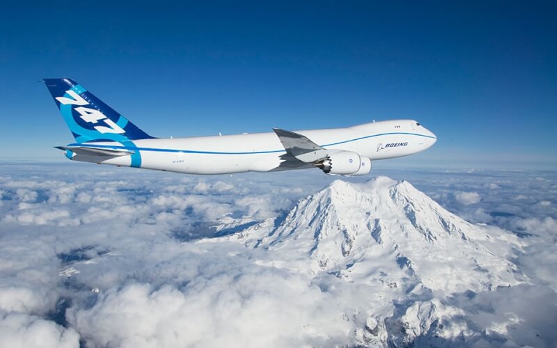 美國飛機製造商波音公司完成最後一批商業交機後，準備正式告別大型噴射飛機「波音747」。圖為波音一架747-8型飛機。（圖取自波音網頁boeing.com）