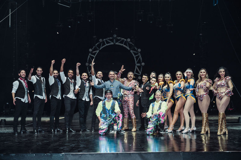 「美國驚奇大馬戲團」(VIVA LE CIRQUE)匯集太陽劇團等全球特技表演菁英,不斷挑戰超高難度的新銳特技,2日在台北小巨蛋彩排,3日即將正式在台演出。(寬宏藝術提供)中央社記者葉冠吟傳真 112年2月2日