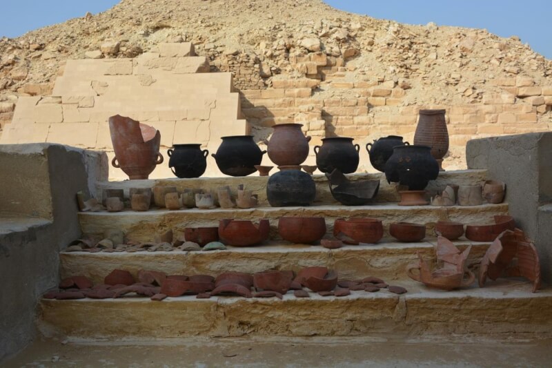 圖為埃及撒卡拉墓地木乃伊製作場址出土的陶製容器。（圖取自德國圖賓根大學網頁uni-tuebingen.de）