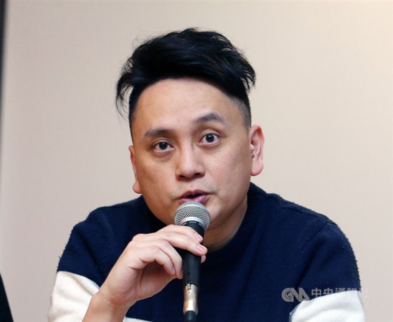 香港作家鄧小樺在台灣成立二〇四六出版社，主要聚焦香港、台灣及廣義華語離散社群的文藝創作，2日在台北舉行開張宣告記者會，國際關係學者沈旭暉（圖）應邀出席，分享出版文學的時代意義。中央社記者郭日曉攝　112年2月2日