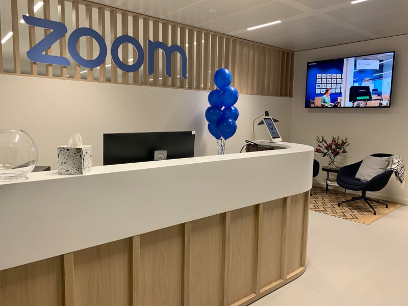 視訊會議軟體平台Zoom的公司7日宣布，將裁員約1300人，相當於員工總數的15%。（圖取自facebook.com/zoom）