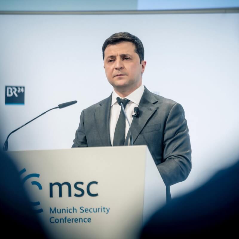 慕尼黑安全會議將在17日登場，俄烏戰爭與美中關係可能會是會議焦點。圖為烏克蘭總統澤倫斯基去年出席慕尼黑安全會議。（圖取自facebook.com/MunSecConf）