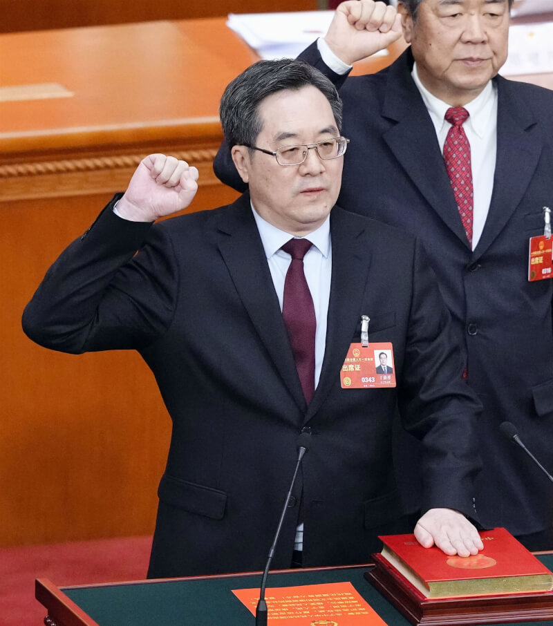 中國國務院新任副總理人選12日出爐，由丁薛祥（前）等4人出任。（共同社）