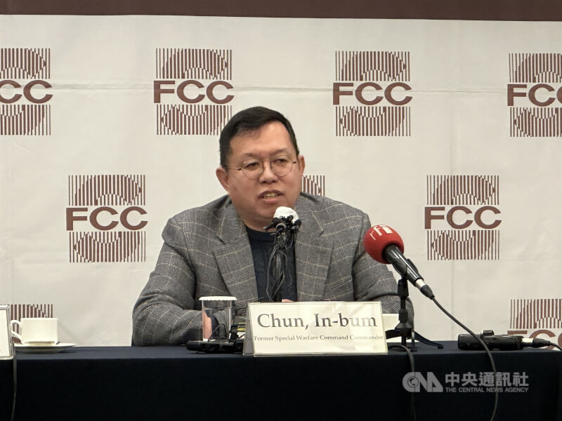 前南韓陸軍特戰司令部司令官全仁釩15日受邀與駐韓外媒記者舉行座談。中央社記者廖禹揚首爾攝　112年3月15日