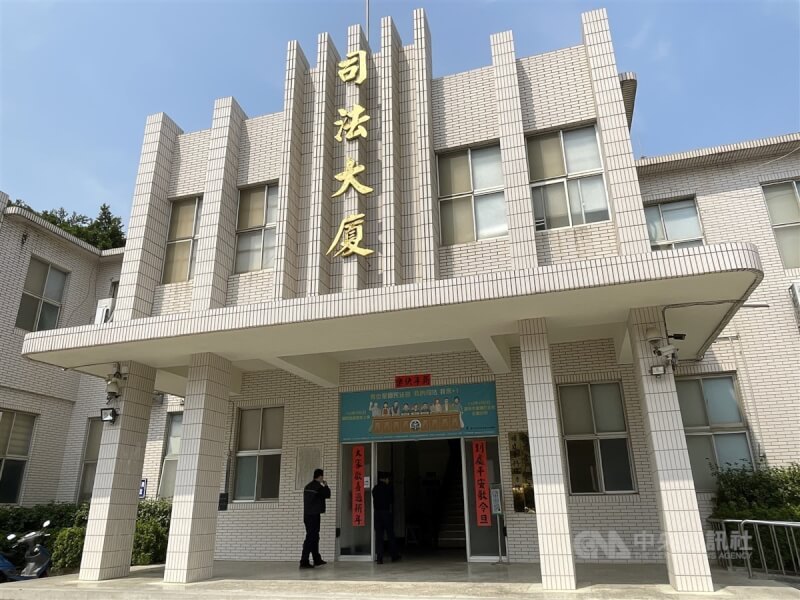 金門二膽上兵陳嘉壎離營失聯，法務部20日表示，提出遣返等偵查事項，尊重檢察官職權。圖為福建金門地方檢察署。（中央社檔案照片）