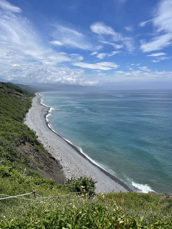 屏東縣政府12日宣布旭海觀音鼻自然保留區從112年起，將採定期於每年7月、8月關閉，暫停民眾申請進入，以維護自然保留區生態環境、恢復穩定平衡狀態。（屏東縣政府提供）中央社記者李卉婷傳真  112年4月12日