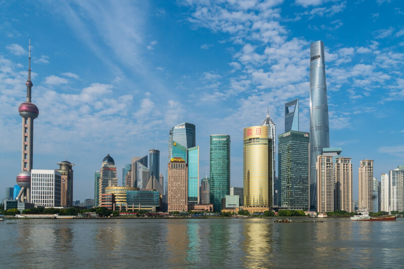 據中國統計局發布31省今年第1季的人均可支配收入統計，上海以人民幣2萬3489元（約新台幣10.3萬）名列第一，年增3.6%。圖為上海景色。（圖取自Pixabay圖庫）