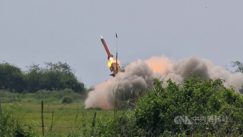 菲美肩並肩聯合軍演25日首度進行愛國者防空飛彈系統實彈射擊。中央社記者陳妍君三描禮士省攝  112年4月26日