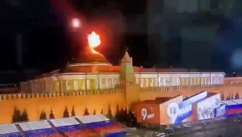 莫斯科3日指控烏克蘭於2日晚間派遣無人機攻擊克里姆林宮。（Ostorozhno Novosti/Handout via 路透社）