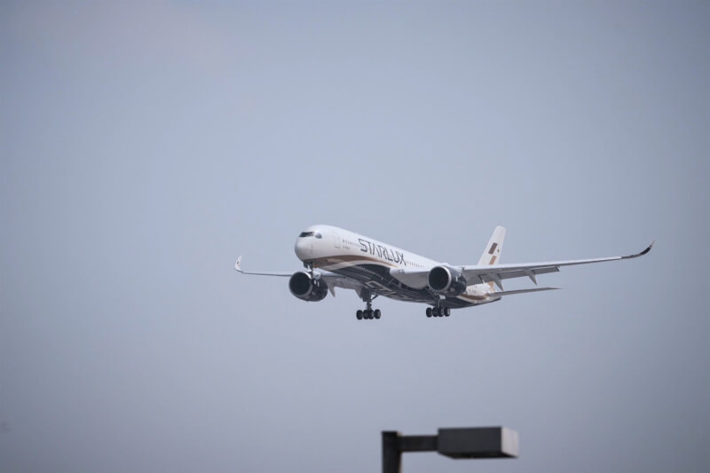 星宇航空6日因調度等問題，導致302名旅客夜宿東京成田機場。圖非當事航班。（圖取自facebook.com/starluxairlines）