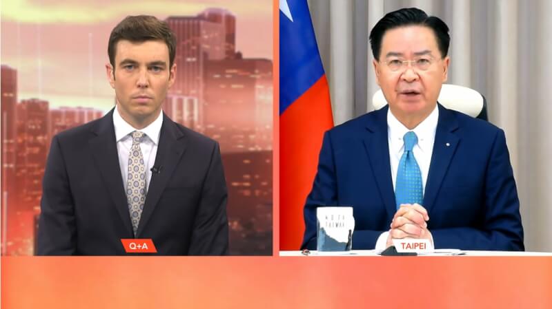 外交部長吳釗燮接受「紐西蘭電視台」政論節目專訪。（圖取自NZQandA TVNZ YouTube頻道網頁youtube.com）