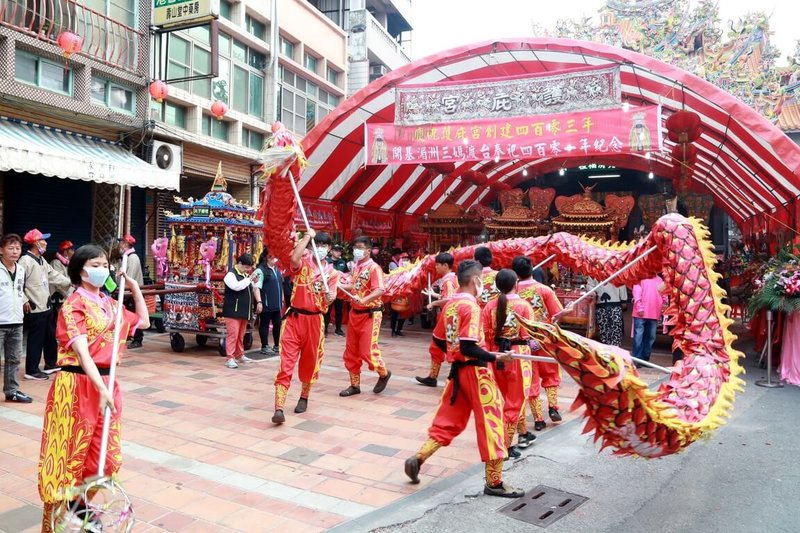 COVID-19疫情解封，台南市鹽水月港護庇宮停辦3年的天上聖母聖誕遶境11日起駕。（台南市政府提供）中央社記者張榮祥台南傳真  112年5月11日