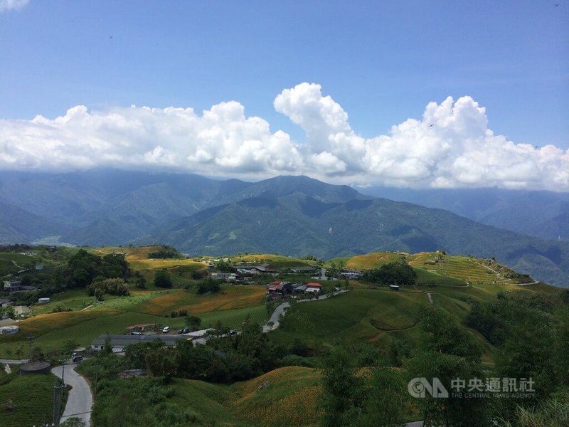 花蓮富里鄉人口數低於1萬人，鄉公所祭重賞新台幣12萬元「催生」，為全台最高生育補助鄉鎮。鄉公所表示，富里鄉好山好水富有人情味，鼓勵民眾來定居。中央社記者李先鳳攝  112年5月16日