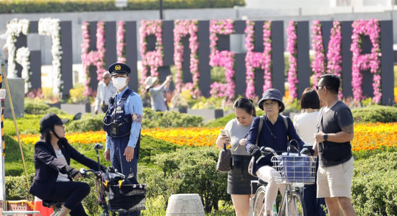 七大工業國集團（G7）峰會即將在廣島舉行，圖為和平紀念公園為迎接峰會到來加強警力戒備。（共同社）