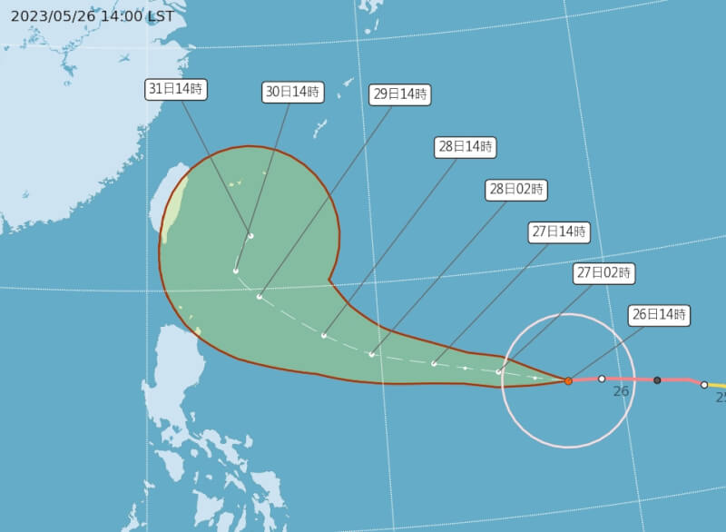 中央氣象局表示，根據最新預報，颱風瑪娃的路徑稍微西修，更靠近台灣一點，最快29日發布海上颱風警報。（圖取自中央氣象局網頁cwb.gov.tw）
