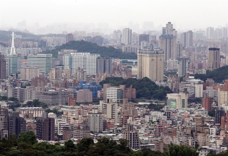 圖為台北市建物景觀。（中央社檔案照片）