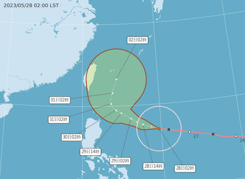 中央氣象局說，預估颱風瑪娃未來路徑將會朝琉球南方海面彎過去，台灣可能最快在29日清晨到上午發布海上颱風警報。（圖取自中央氣象局網頁cwb.gov.tw）