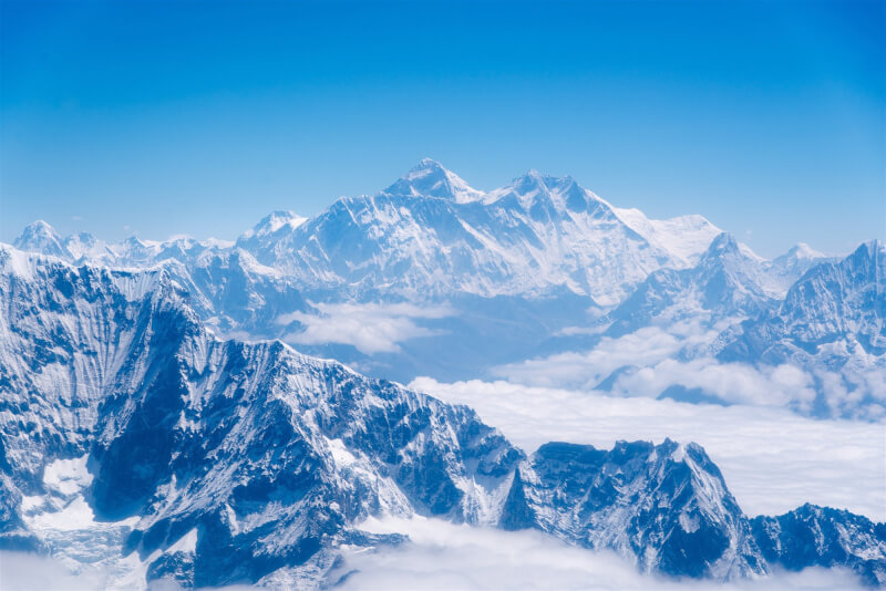 世界最高峰聖母峰今年登山季已至少奪走12條人命。（圖取自Unsplash圖庫）