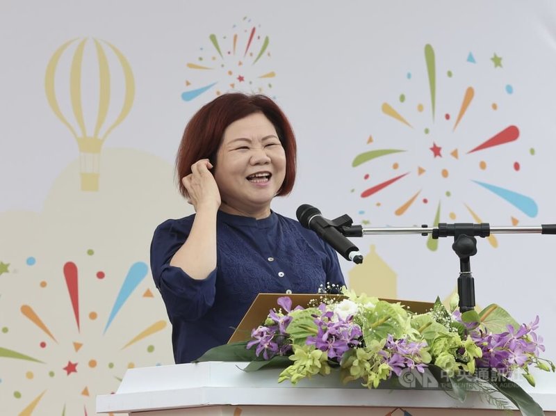 財團法人職業災害預防及重建中心11日在國父紀念館舉辦職災勞工、眷屬關懷及職災預防宣導園遊會,勞動部長許銘春(圖)出席致詞。中央社記者趙世勳攝 112年6月11日