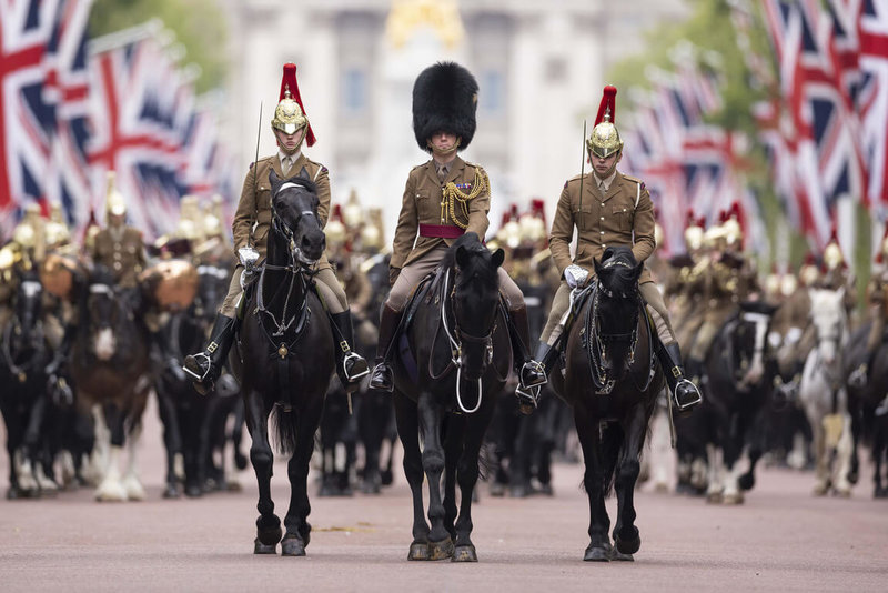 英王查爾斯三世官方壽辰慶典將於17日舉行，英國軍方近日在倫敦市中心分階段舉行數次彩排。（英國國防部提供）中央社記者陳韻聿倫敦傳真  112年6月15日