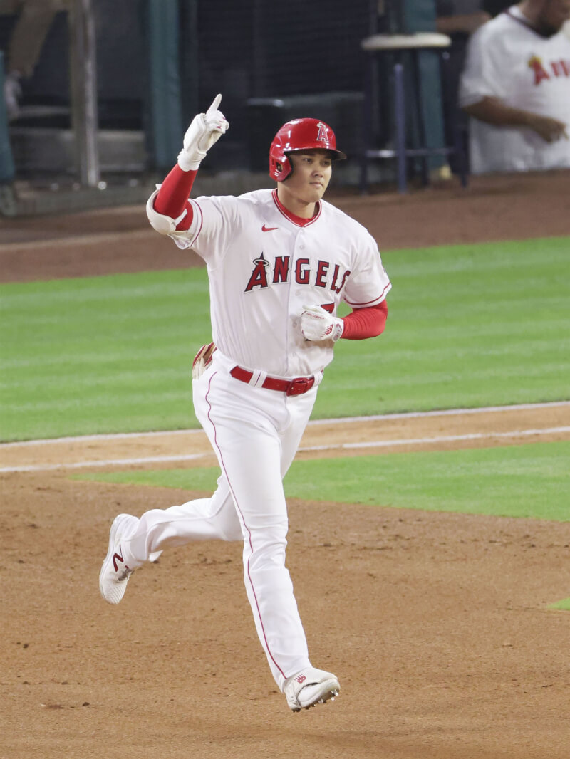 大谷翔平是連續3球季都敲30轟的日本選手第一人。（共同社）