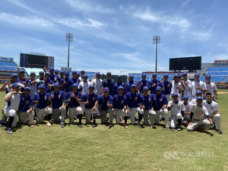 U18世界盃棒球賽培訓隊藍白對抗賽9場賽事在5日全數結束，台灣隊總教練吳柏宏表示，打線看起來長打能力出眾，是這次比賽優勢。中央社記者楊啟芳攝  112年7月5日