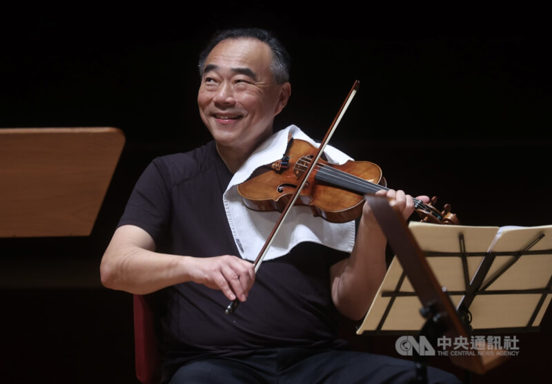 小提琴家林昭亮（圖）遭影射性騷女性音樂家，他10日表示，如果曾讓任何人感到不舒服或不安全，他深表歉意。（中央社檔案照片）