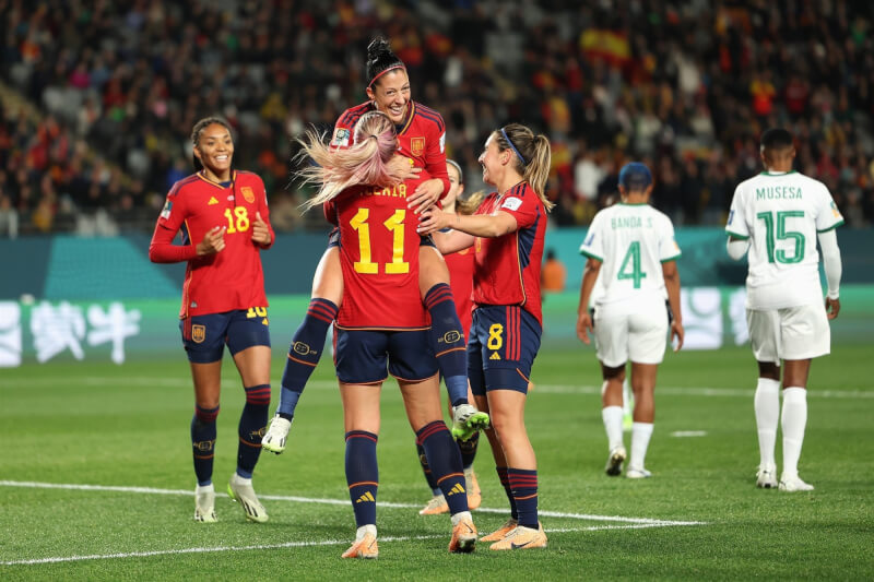 西班牙女子足球隊26日在世界盃小組賽以5比0大勝尚比亞。（圖取自facebook.com/fifawomensworldcup）