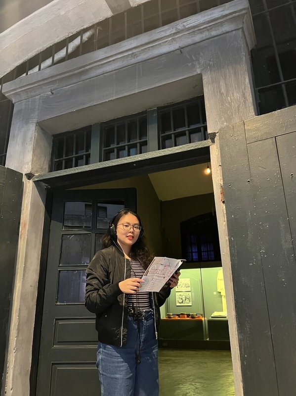 來自越南的黎氏垂玲(圖)大學就讀中文系,聽說讀寫達到精通程度,因為在越南的一家台灣科技公司上班,促使她燃起前往台灣繼續唸書的念頭,並轉往科技管理領域深造。(受訪者提供)中央社記者陳家倫河內傳真 112年7月28日