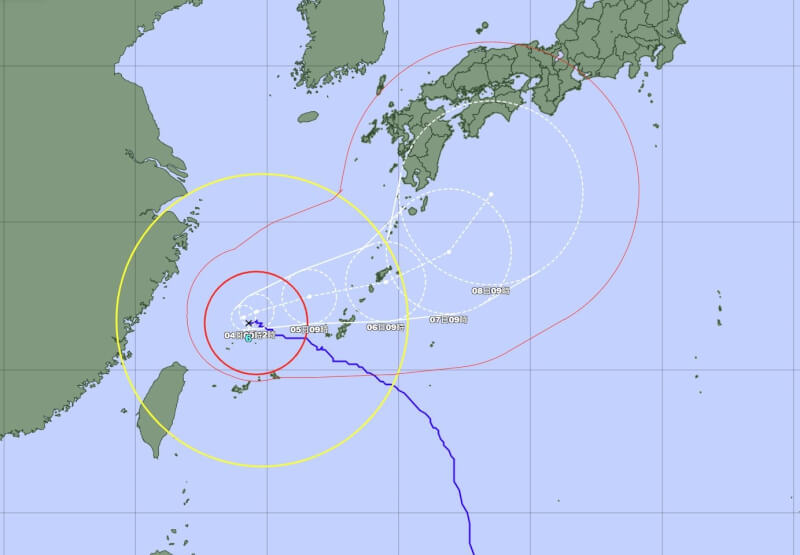 颱風卡努侵襲日本沖繩，已造成當地2死60傷。（圖取自日本氣象廳網頁jma.go.jp）
