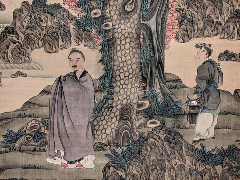 國立故宮博物院南部院區人氣國寶展8日新推「古木奇姿」主題,明朝陳洪綬「喬松仙壽圖」造型構圖奇絕,人物相貌怪異。(故宮南院提供)中央社記者蔡智明傳真 112年8月8日