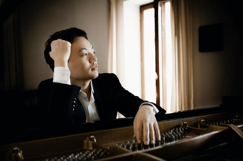應鵬博藝術之邀，韓籍鋼琴家尹威廉（William Youn）（圖）8月底將訪台舉行舒伯特系列音樂會。（鵬博藝術提供）  中央社記者趙靜瑜傳真  112年8月17日